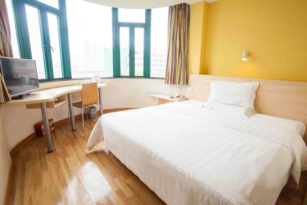 7Days Inn Foshan Coach Terminal المظهر الخارجي الصورة