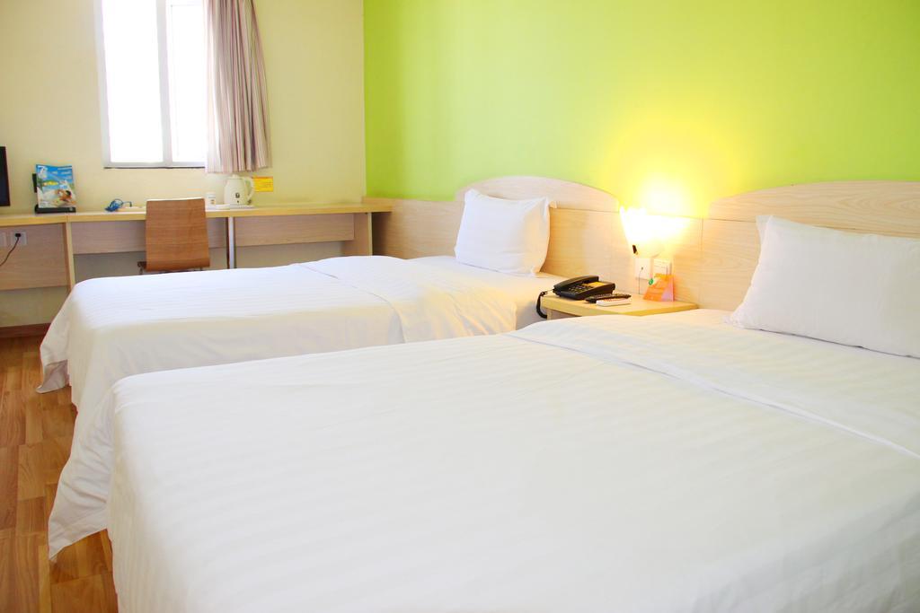 7Days Inn Foshan Coach Terminal المظهر الخارجي الصورة